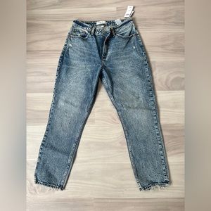 AF Curve Love High Rise Acid Wash Mom Jean - Size 27 (4 Regular)